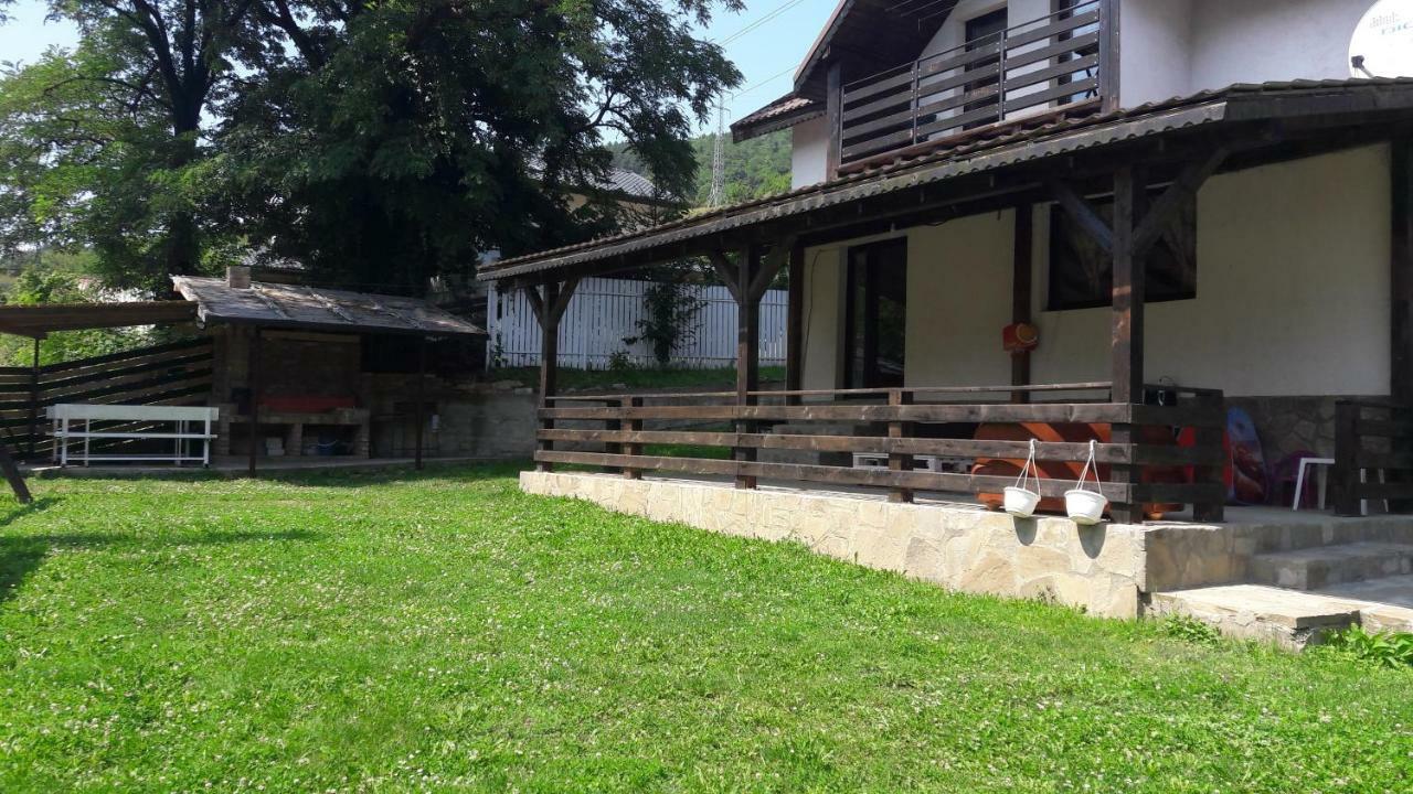 Vila Roxana Pangarati Dış mekan fotoğraf